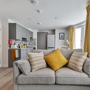 Apartment Finest Retreats - 13 Belle House - 1, Filey